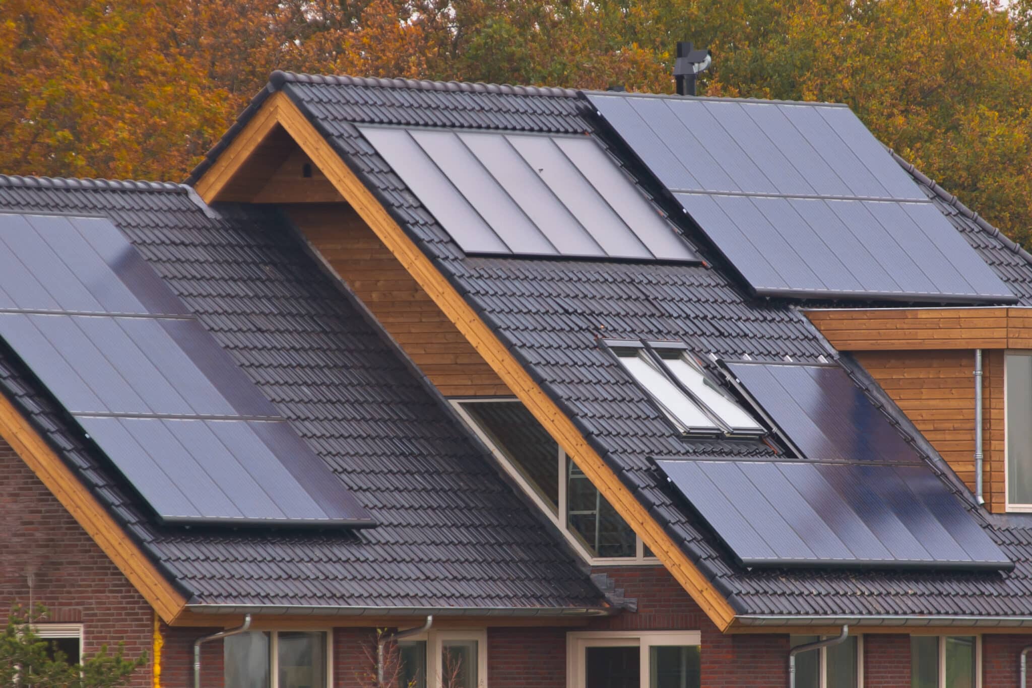 Batterie, toiture, rendement : ce que l’expert immobilier doit vérifier